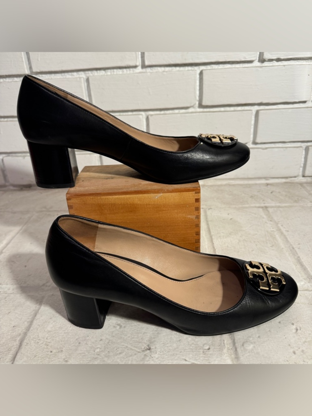 Tory Burch Black Leather Janey 50mm Block Heel Pumps - Size 10 - Picture 3 of 14